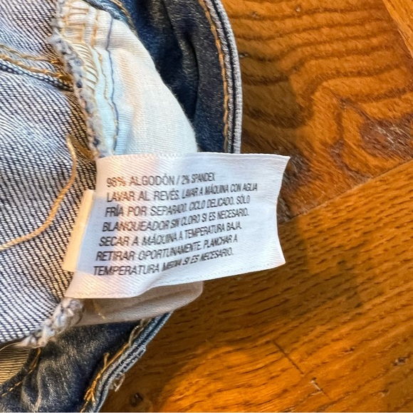 Wild Fable super high rise women’s distressed skinny jeans, size 16 - Picture 5 of 5